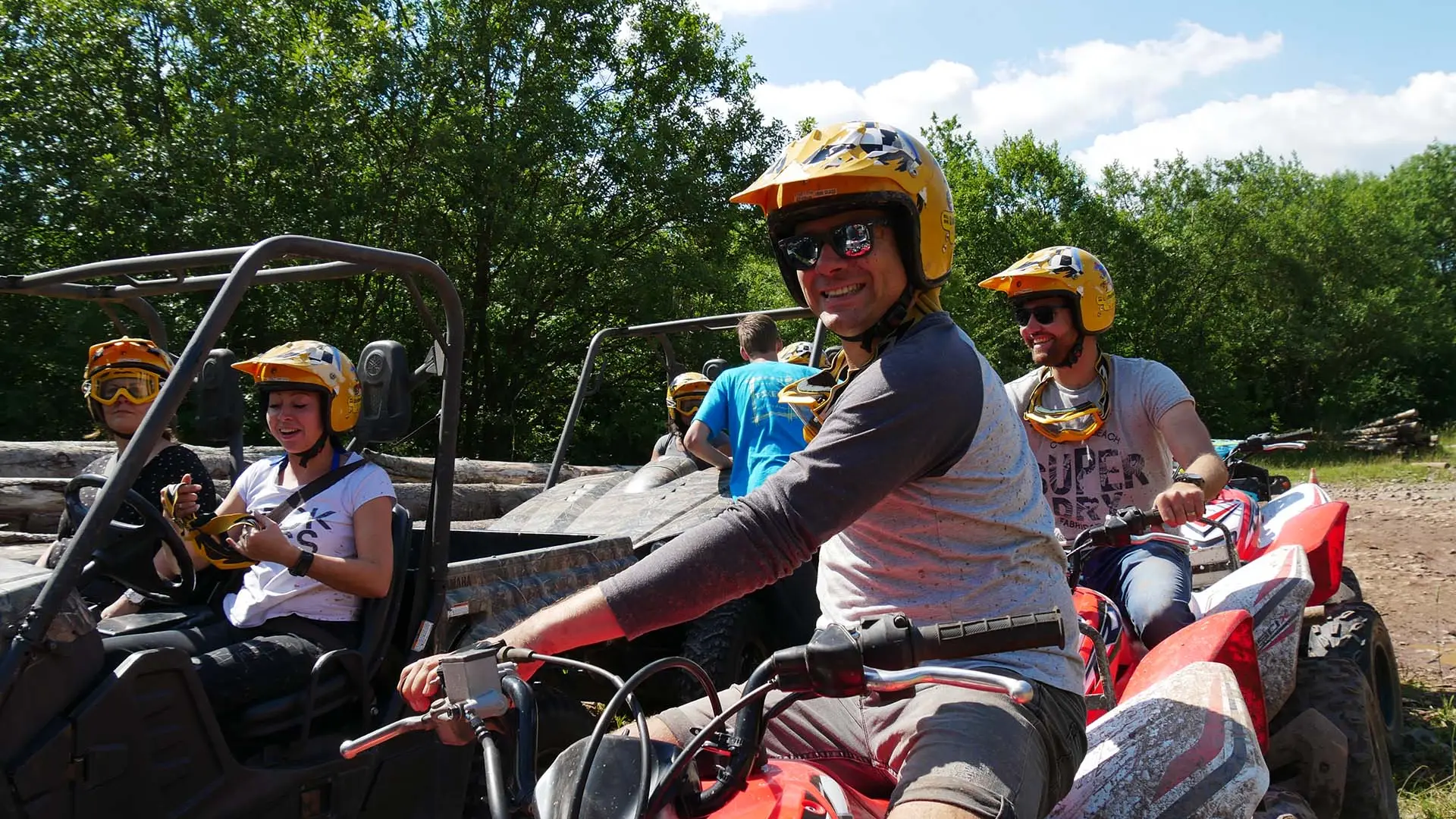 Quadrijden bedrijven teambuilding en teamuitje