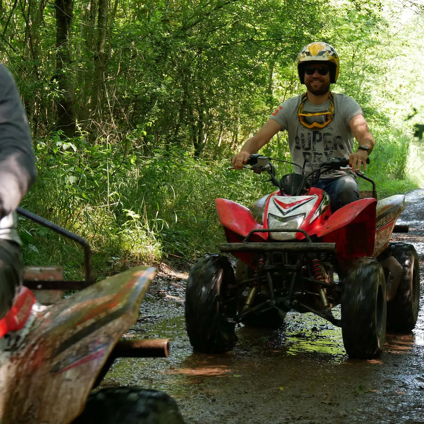 Quad route, quad tocht. Off the road quadrijden in limburg, ardennen en hageland.