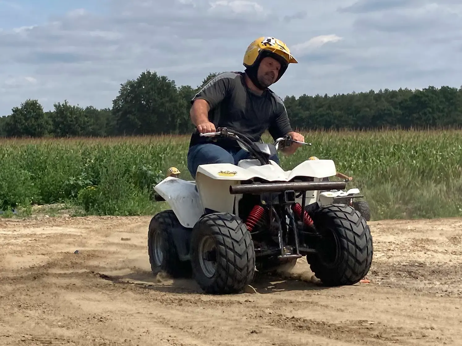 Quadrijden met 90cc race quad voor tieners en volwassenen
