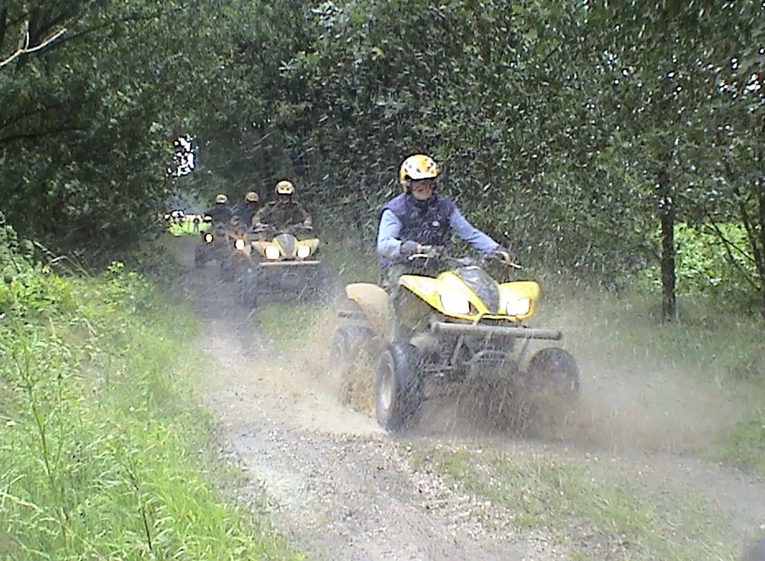 Quad route, quad tocht. Off the road quadrijden in limburg, ardennen en hageland.